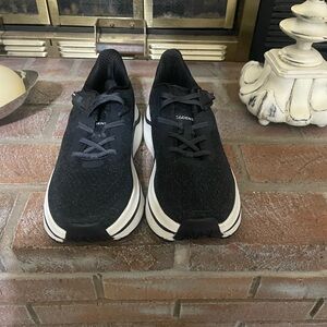 Brand New Black and White Sneakers with Suede Texture and Modern Design